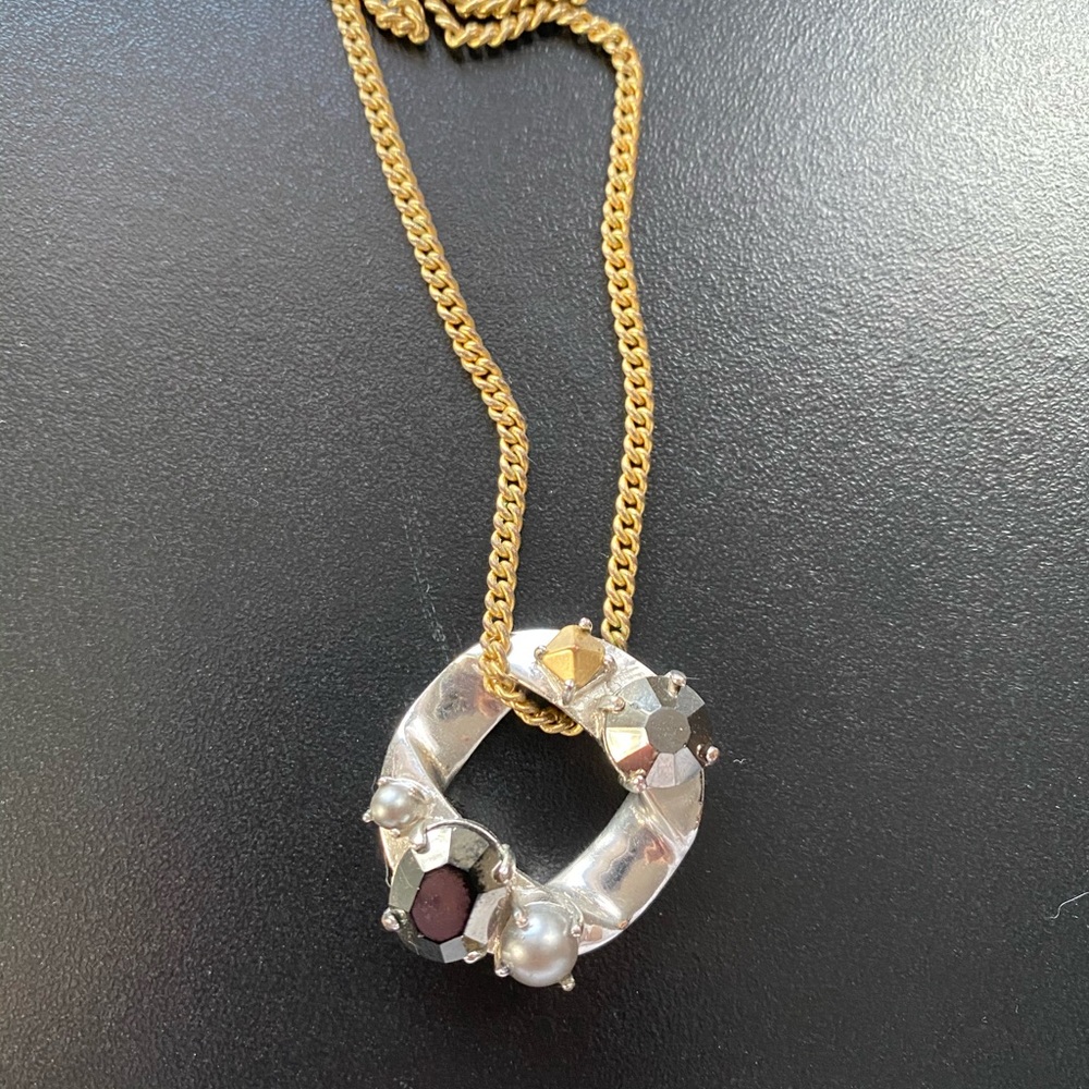 Marc Jacobs 12” Gold chain pendant necklace $109